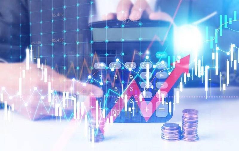  老牌基金经理面临规模压力；新人布局科技板块初显效果；景顺长城积极探索权益业务转型路径。 股票财经