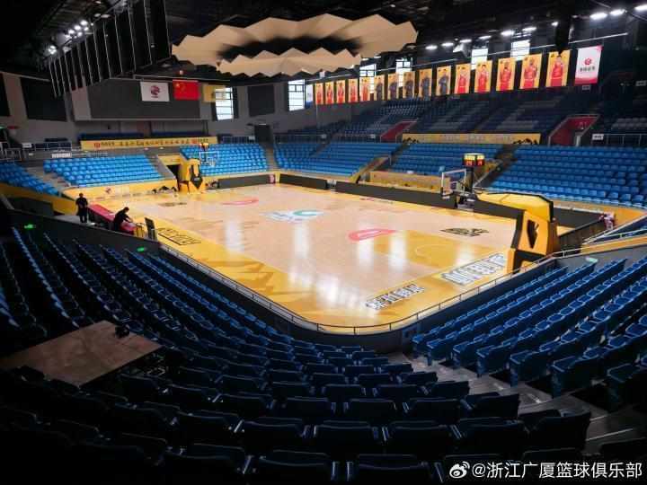 不再迷恋宏大叙事:回归老场馆才是篮球的灵魂回归 体育新闻