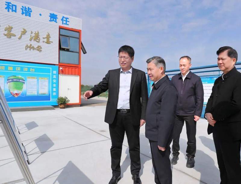  深水区透视：百大项目背后的增长逻辑与潜在盲点 新闻