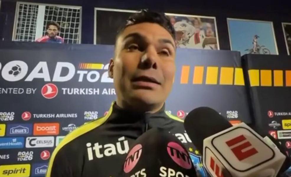  卡塞米罗告别曼联：技术视角下的职业选择与战略启示 体育新闻