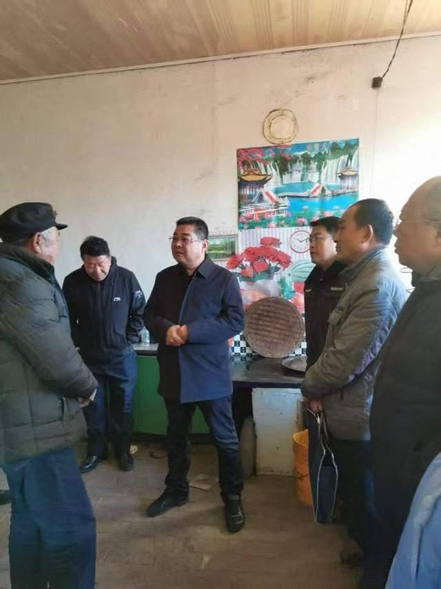  【深度复盘】环保局长倒在岗位120天后：一位基层公职人员的极致付出与制度反思 新闻