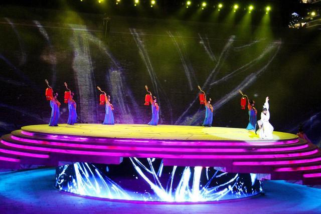 技术解密·沉浸式演艺新范式:西安城墙《梦长安》多媒体实景演出深度剖析 文化旅游 技术解密·沉浸式演艺新范式:西安城墙《梦长安》多媒体实景演出深度剖析 文化旅游